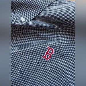 BOSTON RED SOX Button Front Shirt XXL